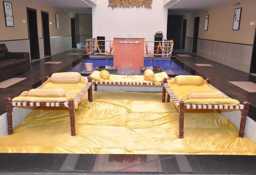 Goverdhan Greens Resort 10