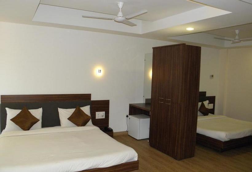 Goverdhan Greens Resort 12