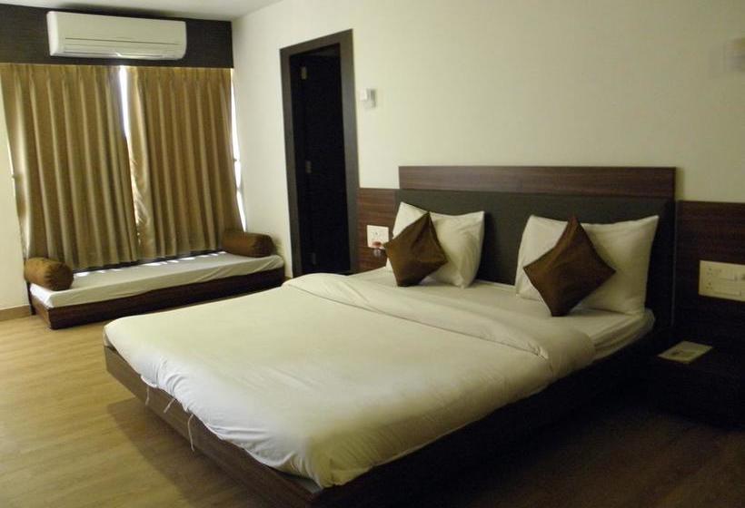 Goverdhan Greens Resort 6