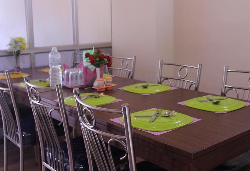 Zero To One Stay Hotel Khandroling 14