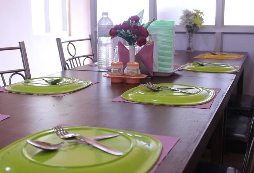 Zero To One Stay Hotel Khandroling 15