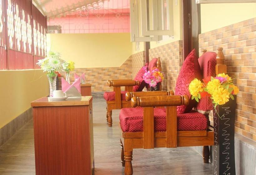 Zero To One Stay Hotel Khandroling 8