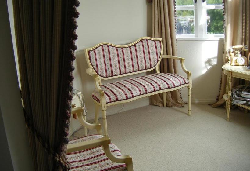 Country Lane Homestay B&b 10