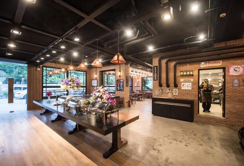 Onyx Hotel Bangkok 1