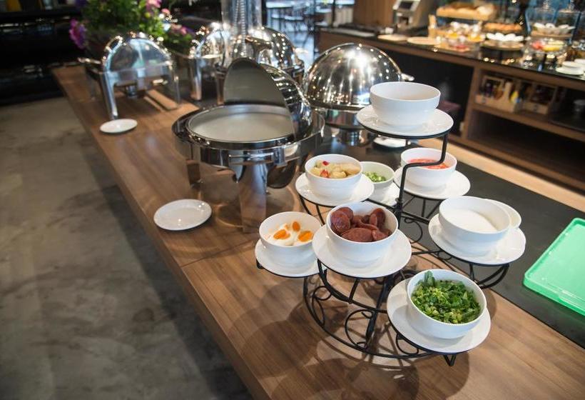 Onyx Hotel Bangkok 17