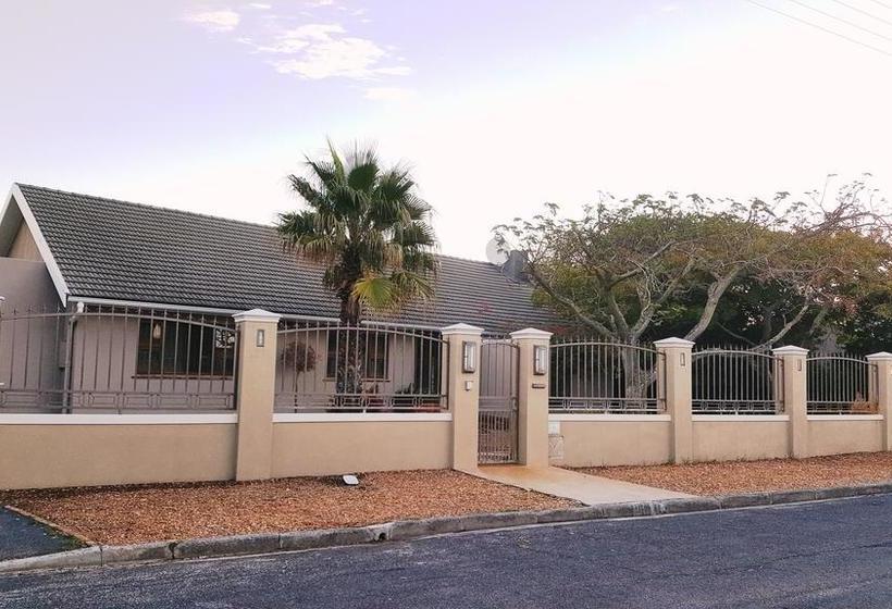 Hotel 7 On Disa Selfcatering Accommodation