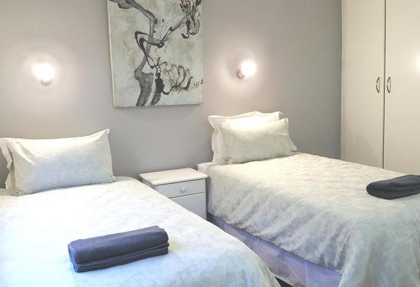 Hotel 7 On Disa Selfcatering Accommodation 14