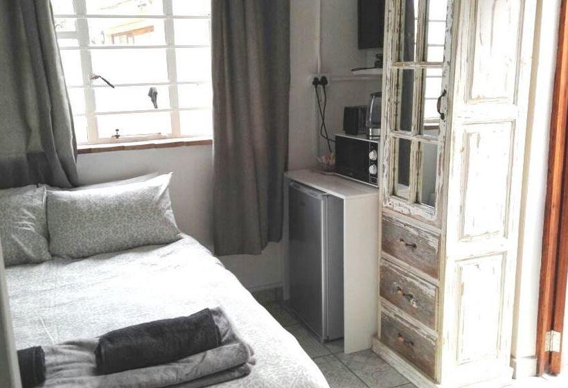 Hotel 7 On Disa Selfcatering Accommodation 20