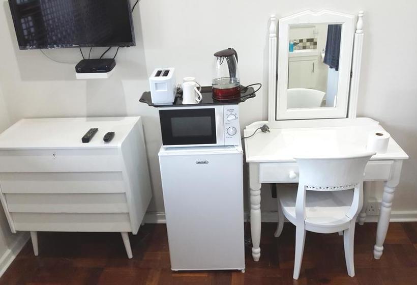 Hotel 7 On Disa Selfcatering Accommodation 8