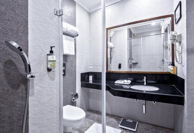 Lemon Tree Hotel Gangtok 19