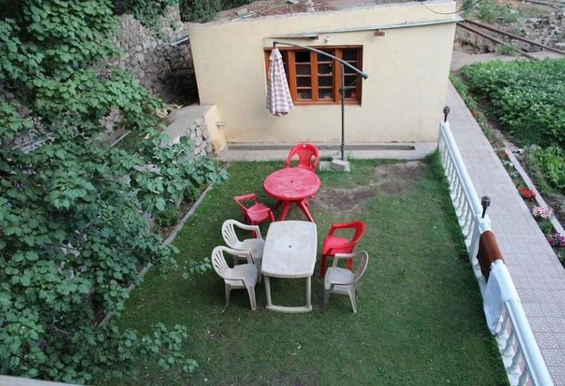 Hotel Lzakar Guest House 5