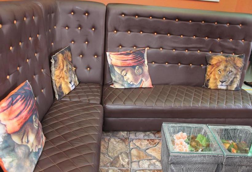 Hotel Visit Vakasha Guest Lodge 1 2