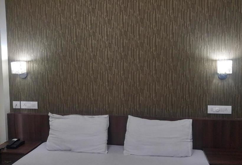 Hotel Evershine Residency 11