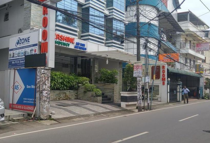 Hotel Evershine Residency 16