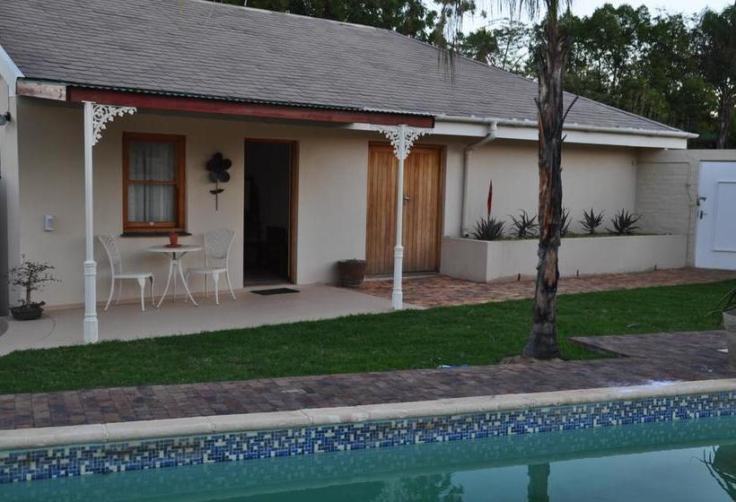 Bed and Breakfast Clan Court Guesthouse