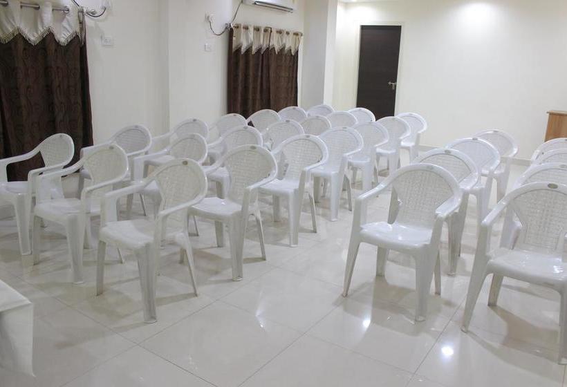 Hotel Athidhi Regency 15