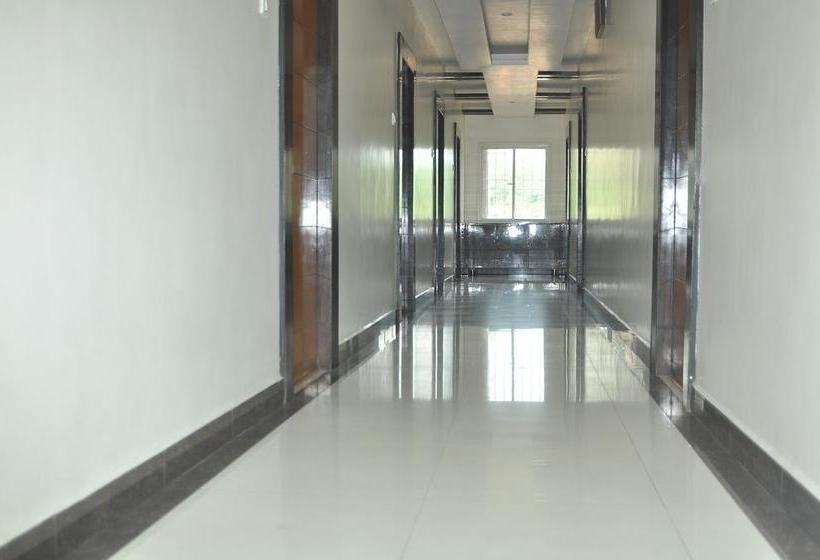 Hotel Athidhi Regency 6