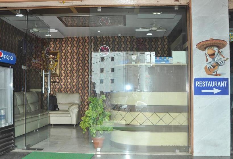 Hotel Athidhi Regency 8