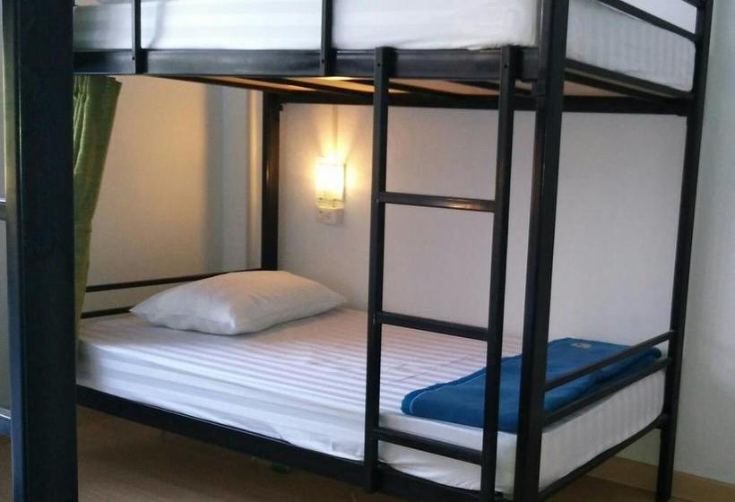 Infinity Hostel Krabi 8