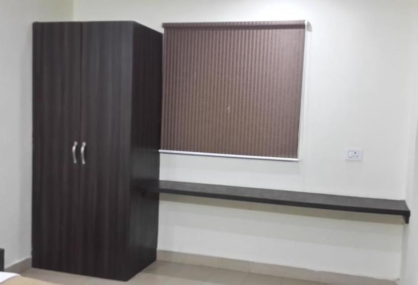 Hotel Downtown Lite 1