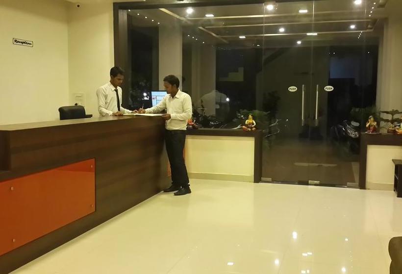 Hotel Downtown Lite 10