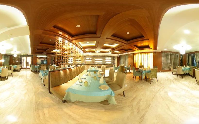 Hotel The India Benares 7