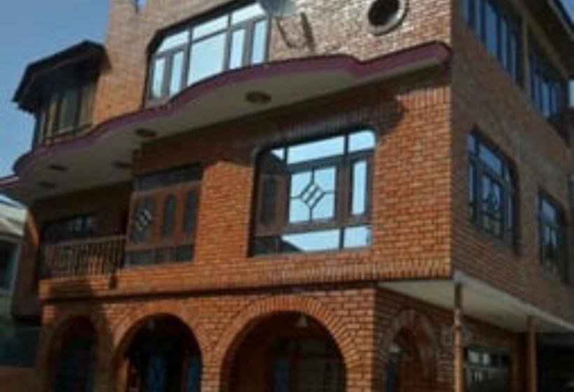 Hotel Rumz Resort 11