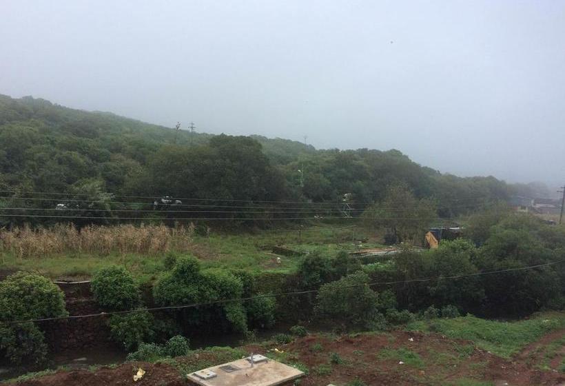 Resort The Royal Oak 4