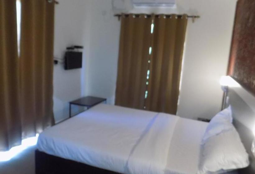 Hotel Tara Grande 11