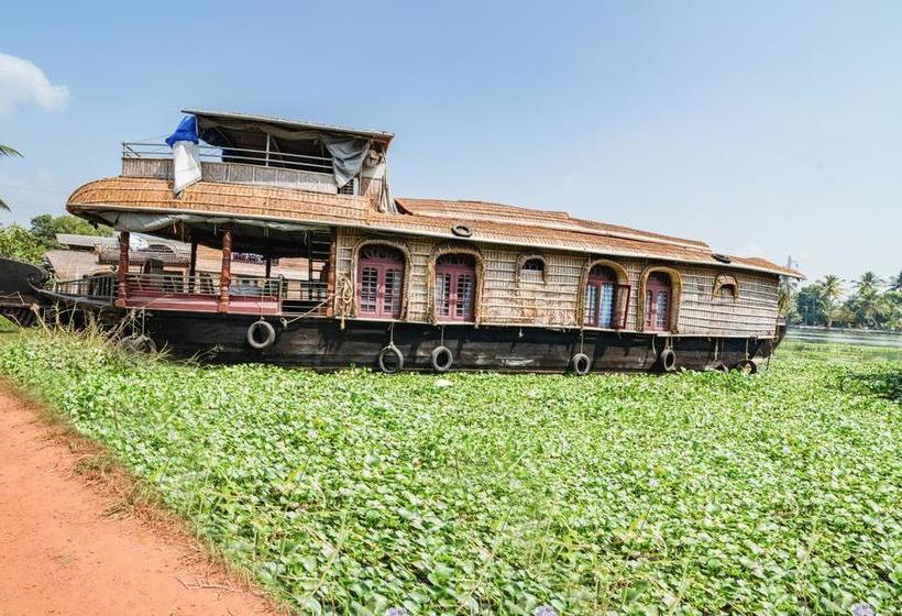 Hotel Comfortable 2br Houseboat For A Memorable Stay By Guesthouser 1