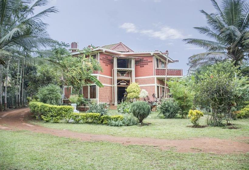 Hotel Homestay Accommodation With A Water Park By Guesthouser 1