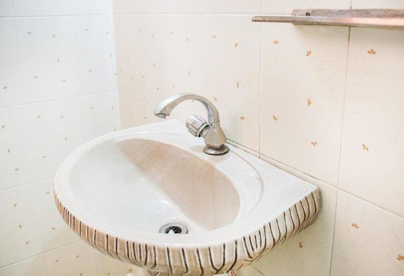 Hotel Homestay Accommodation With A Water Park By Guesthouser 14