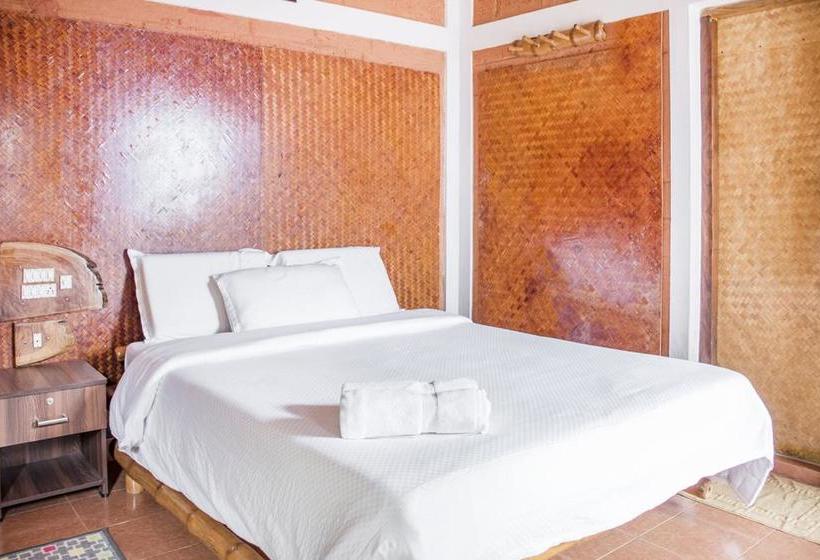 Hotel Homestay Accommodation With A Water Park By Guesthouser 8