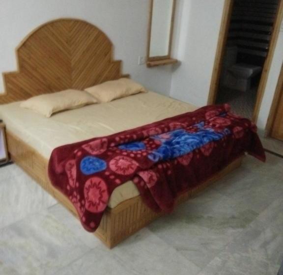 Hotel Cafe Gravity And Lodge 10