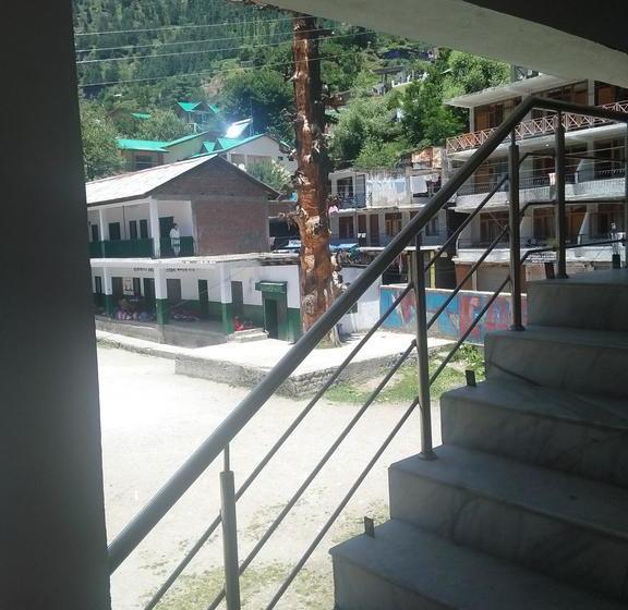 Hotel Cafe Gravity And Lodge 14