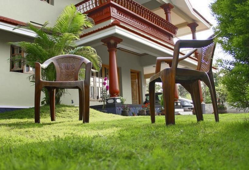 Hotel Restful Homestay With A Lush Green Garden By Guesthouser 11