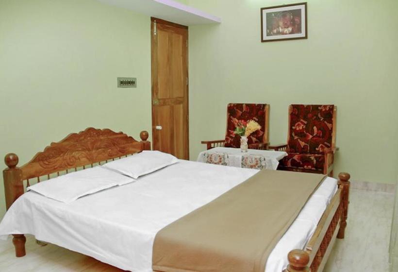 Hotel Restful Homestay With A Lush Green Garden By Guesthouser 13