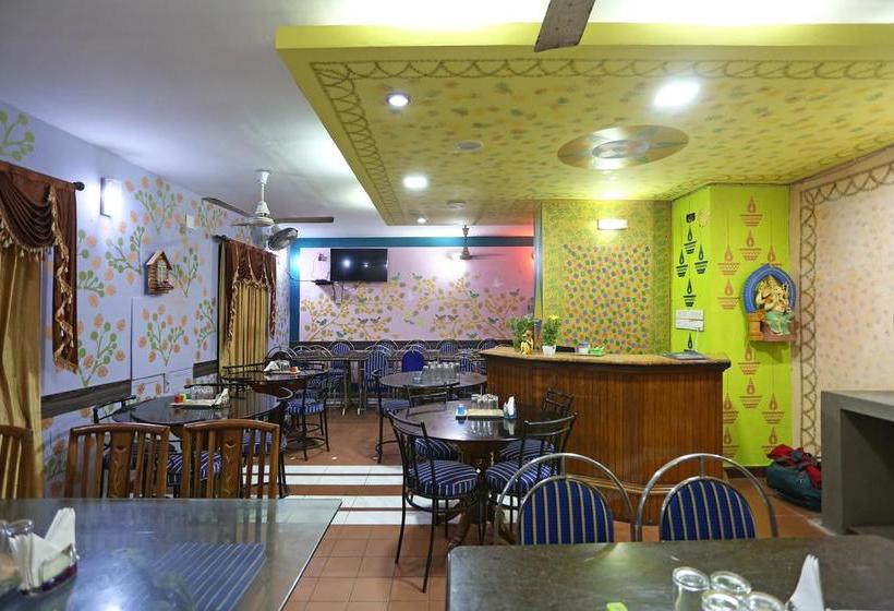 Hotel Oyo Rooms Near Swargadwar Beach 11