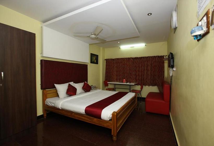 Hotel Oyo Rooms Velachery 12