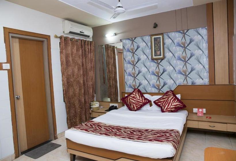 Hotel Oyo Rooms Bajrakabati Road Odisha