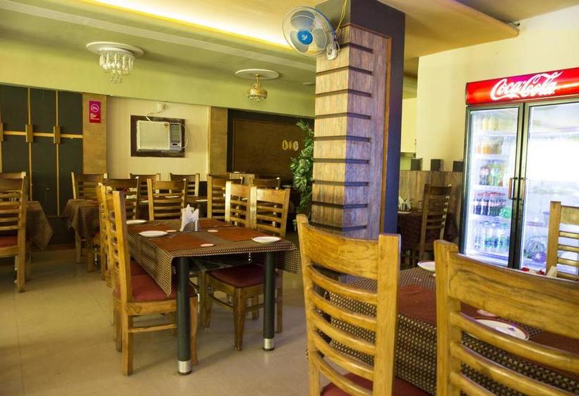 Hotel Oyo Rooms Bajrakabati Road 12