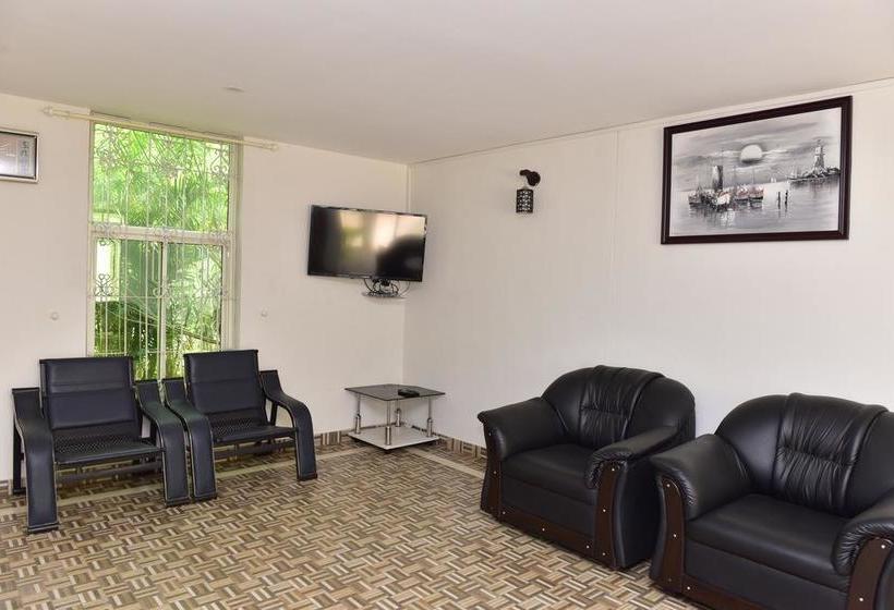 Hotel Oyo Rooms Kovalam Bypass 10