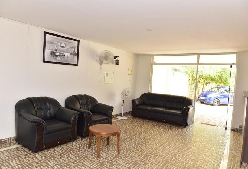 Hotel Oyo Rooms Kovalam Bypass 11