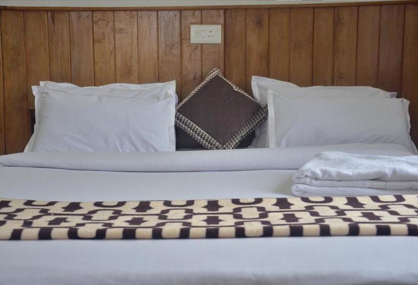 Green Leaf Resort 18