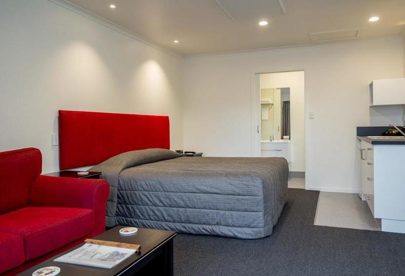 Motel Cork And Keg 11