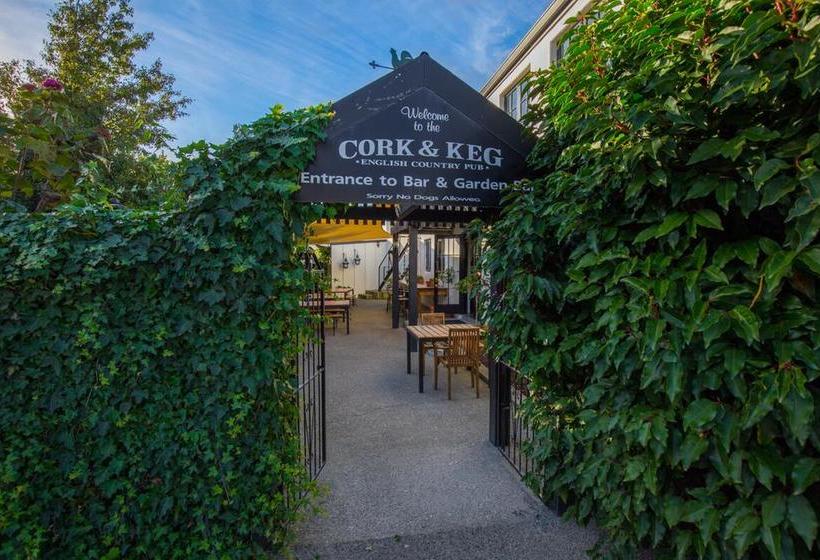 Motel Cork And Keg 15