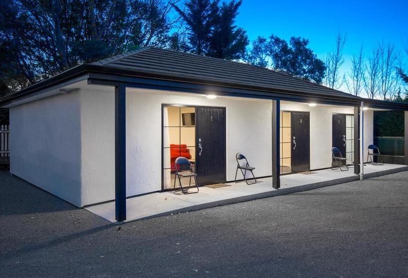 Motel Cork And Keg 2