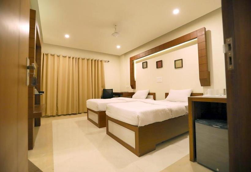 Hotel Zineb Noida Uttar Pradesh