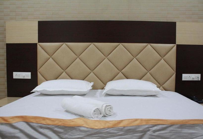 Hotel Lazystay Lal Qila 17