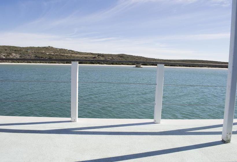 Hotel Kraalbaai Luxury House Boats 14